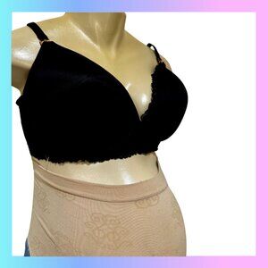 VICTORIA'S SECRETMATERNITY  NURSING BRA SIZE 34C-34D
